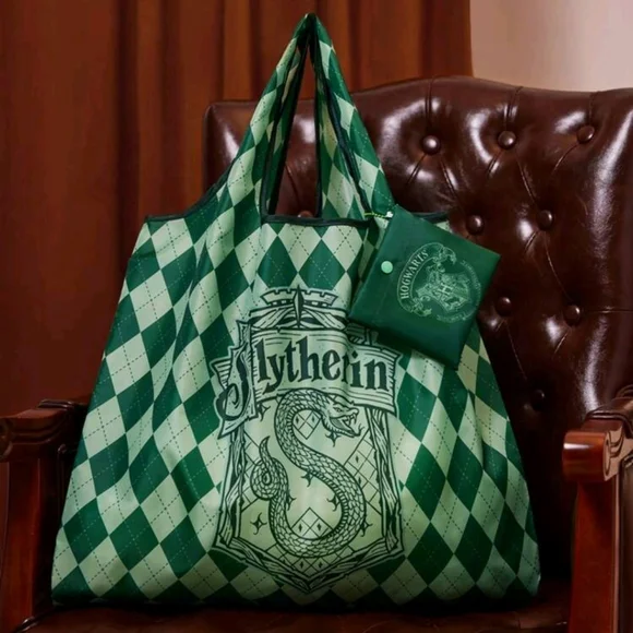 New Slytherin Harry Potter reusable/foldable bag - Picture 2 of 7